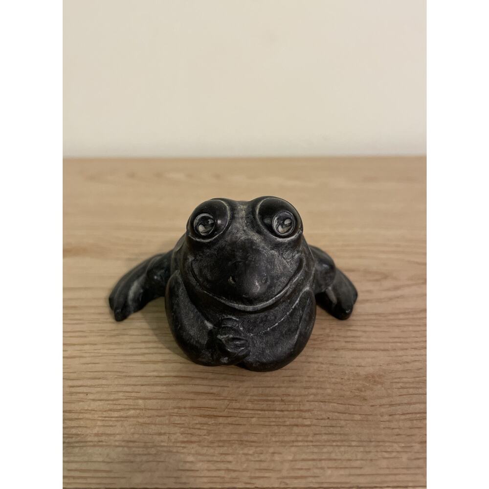 VTG 3” BOMA Canada Carved Resin Gray Relaxing Frog Figurine Collectible